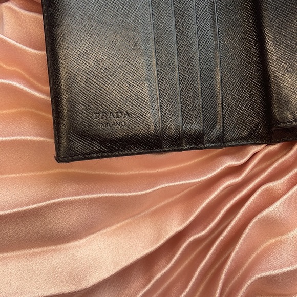 Prada Nylon saffiano interior bifold wallet - Picture 4 of 9